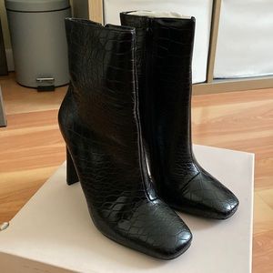 Black Croc Stiletto Heeled Bootie Size 6.5 Brand New